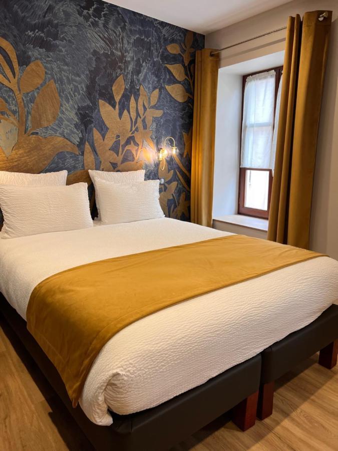Logis Hotel De France La Cote-Saint-Andre Bagian luar foto