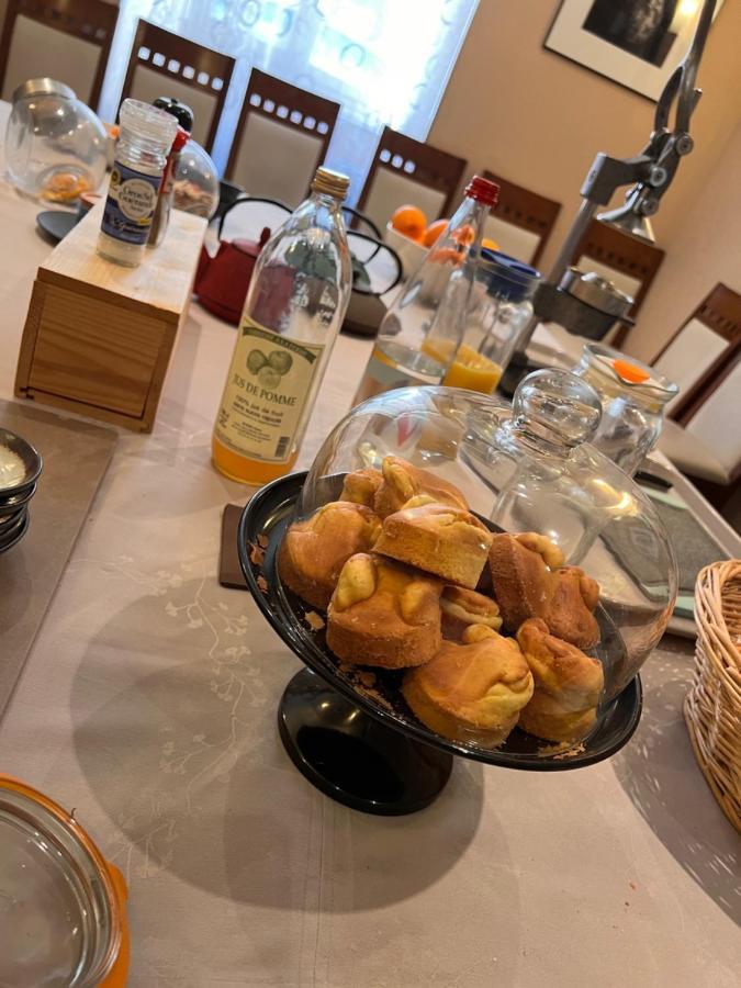 Logis Hotel De France La Cote-Saint-Andre Bagian luar foto